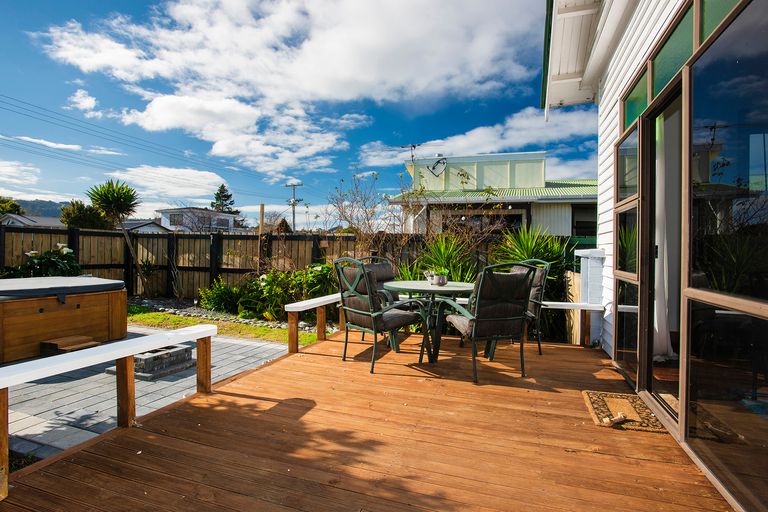 Photo of property in 586 Aberdeen Road, Te Hapara, Gisborne, 4010