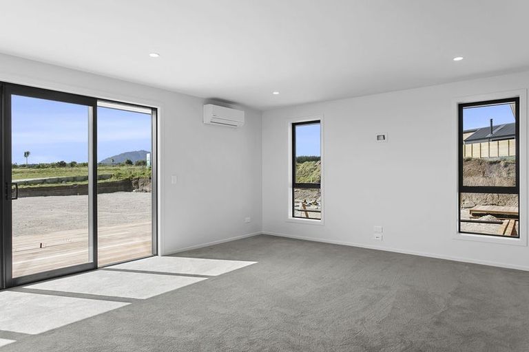 Photo of property in 37 Kopakopa Crescent, Wharewaka, Taupo, 3330