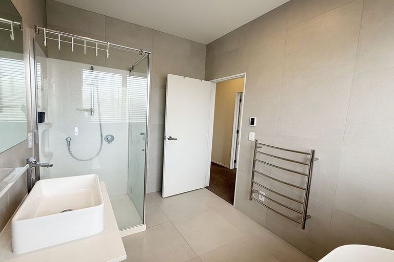 Photo of property in 1 Marine Garden Crescent, Beachlands, Auckland, 2018