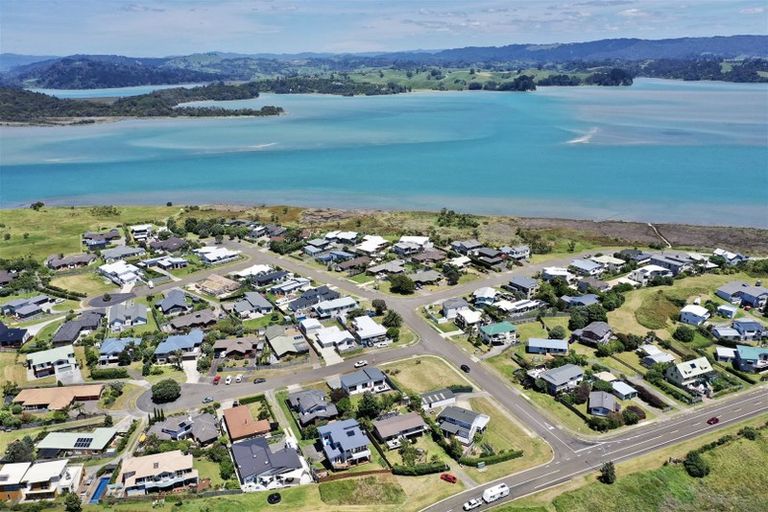 Photo of property in 5 Te Taiawatea Drive, Ohope, 3121