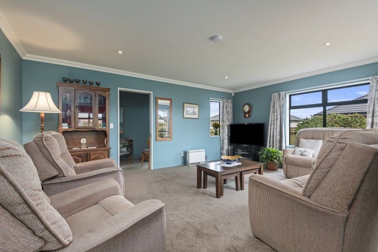 Photo of property in 9 Brookside Close, Highbury, Palmerston North, 4412