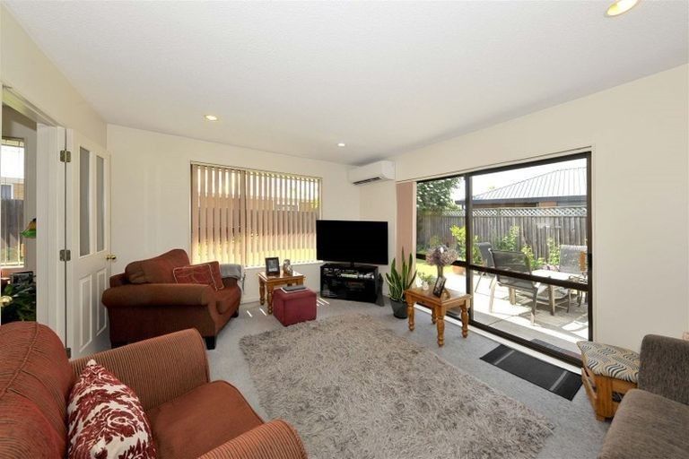 Photo of property in 14 Wrights Road, Addington, Christchurch, 8024