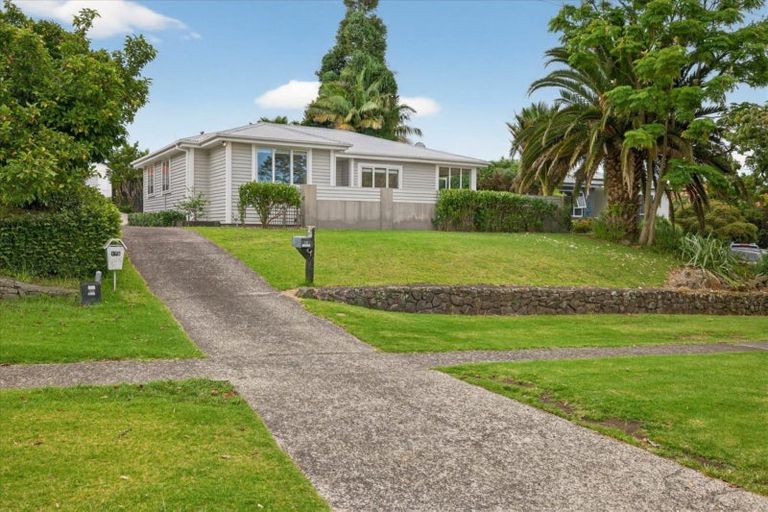 Photo of property in 17 Boucher Avenue, Te Puke, 3119
