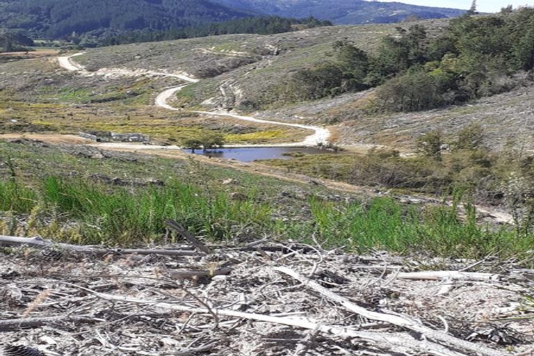 Photo of property in 744 Waiwhero Road, Ngatimoti, Motueka, 7196