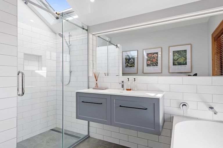 Photo of property in 152 Clyde Road, Burnside, Christchurch, 8053