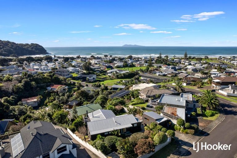 Photo of property in 22 Mayor View Terrace, Waihi Beach, 3611