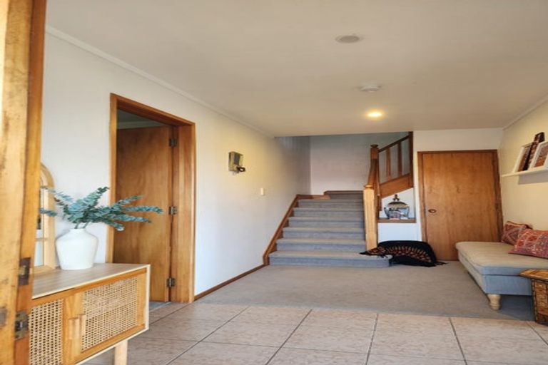 Photo of property in 1/8 Ramsgate Terrace, Mairangi Bay, Auckland, 0630
