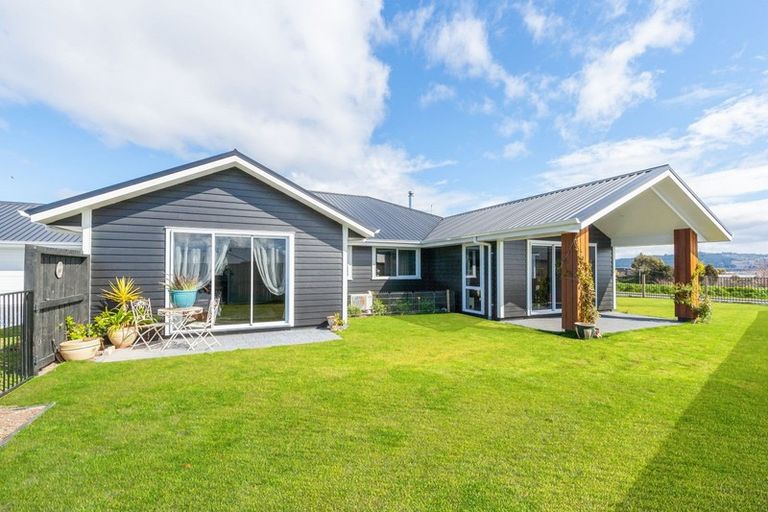 Photo of property in 14 Kamaka Street, Wharewaka, Taupo, 3330