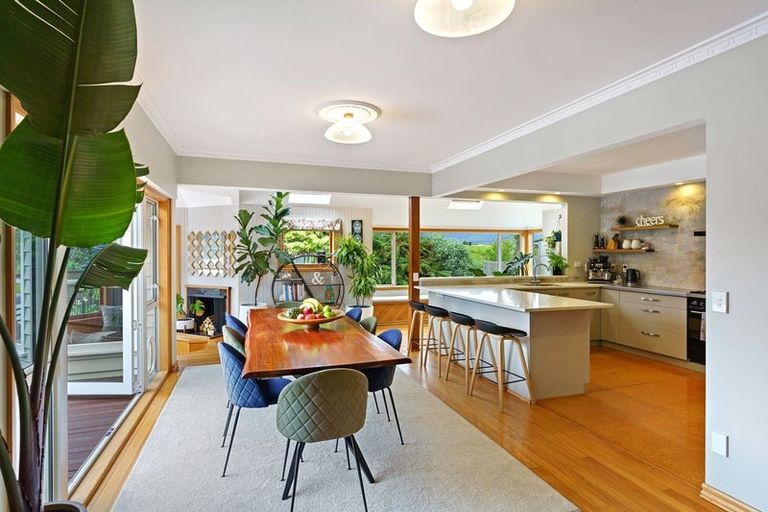 Photo of property in 30 Golf Road, Paraparaumu Beach, Paraparaumu, 5032