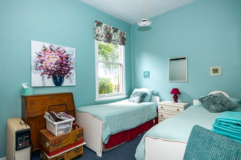 Photo of property in 100 North Street, Seaview, Timaru, 7910