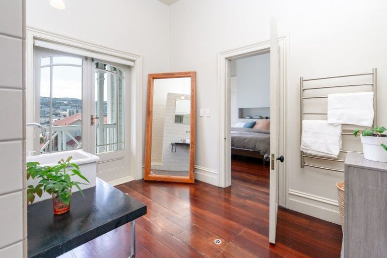 Photo of property in 91 Brougham Street, Mount Victoria, Wellington, 6011