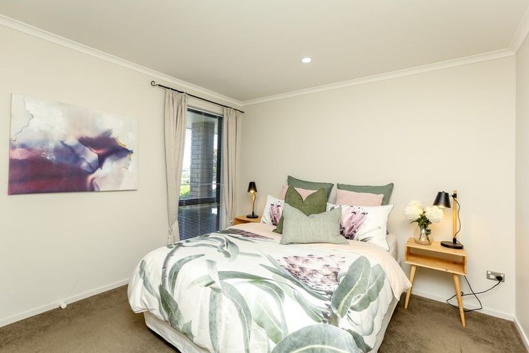 Photo of property in 55 Ainslee Street, Highlands Park, New Plymouth, 4312