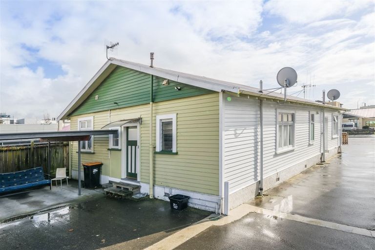 Photo of property in 1-2/8 Dahlia Street, Palmerston North, 4410