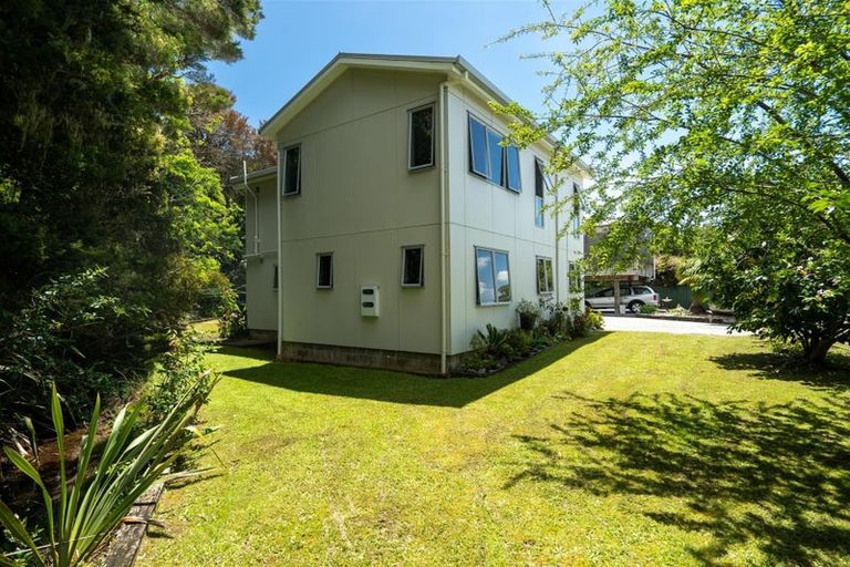 Photo of property in 15 Tohitapu Road, Paihia, 0200