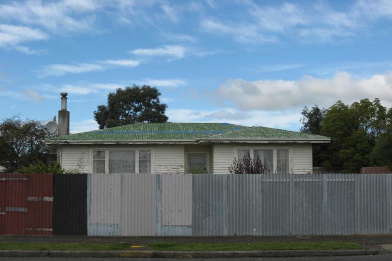 Photo of property in 12 Jones Place, Masterton, 5810