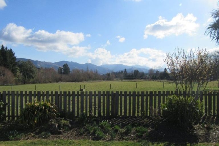 Photo of property in 77 Mill Road, Waimate, 7924