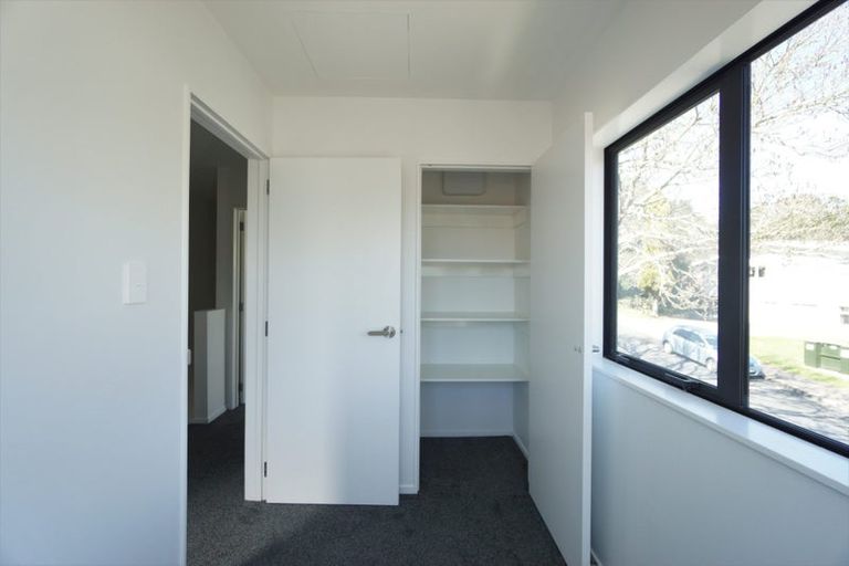 Photo of property in 1/22 Takapu Street, Henderson, Auckland, 0612