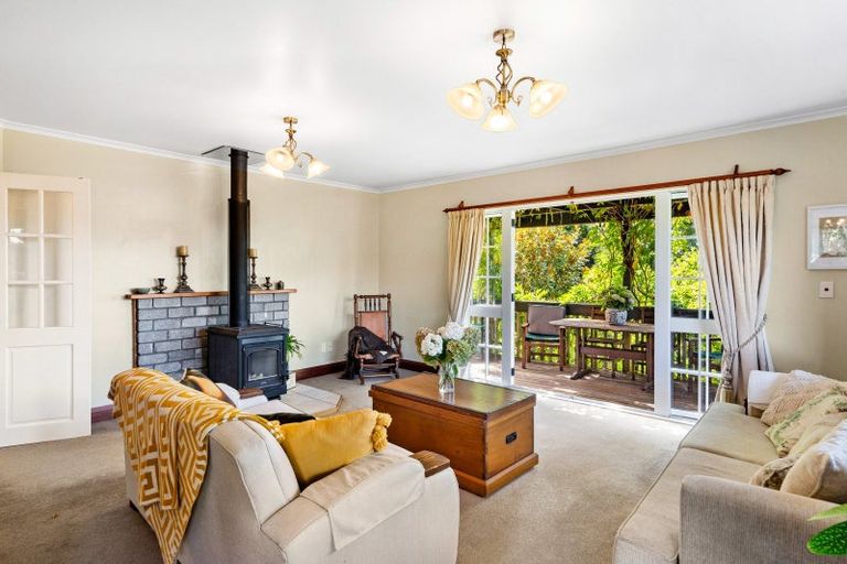 Photo of property in 27 Hikanui Drive, Havelock North, 4130