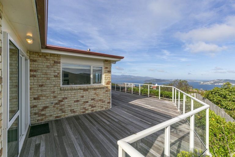 Photo of property in 9 Imran Terrace, Khandallah, Wellington, 6035