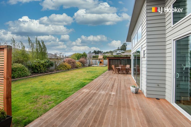Photo of property in 16 Irwin Logan Drive, Mosgiel, 9024
