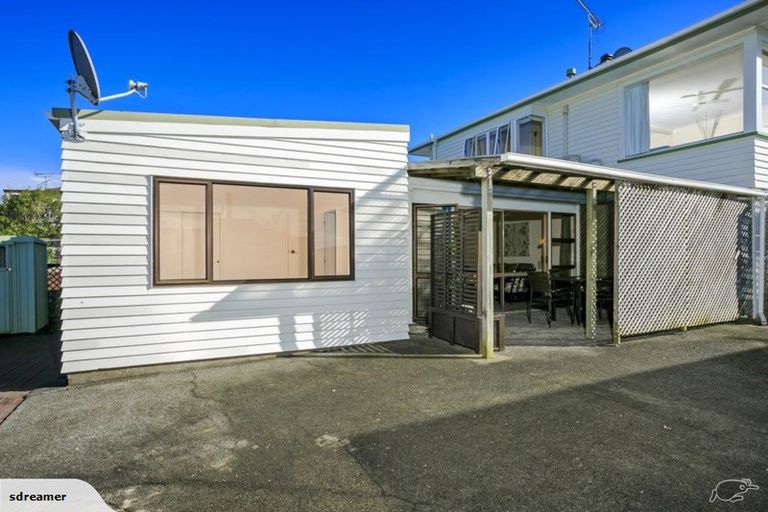 Photo of property in 55 Coronation Road, Hillcrest, Auckland, 0627