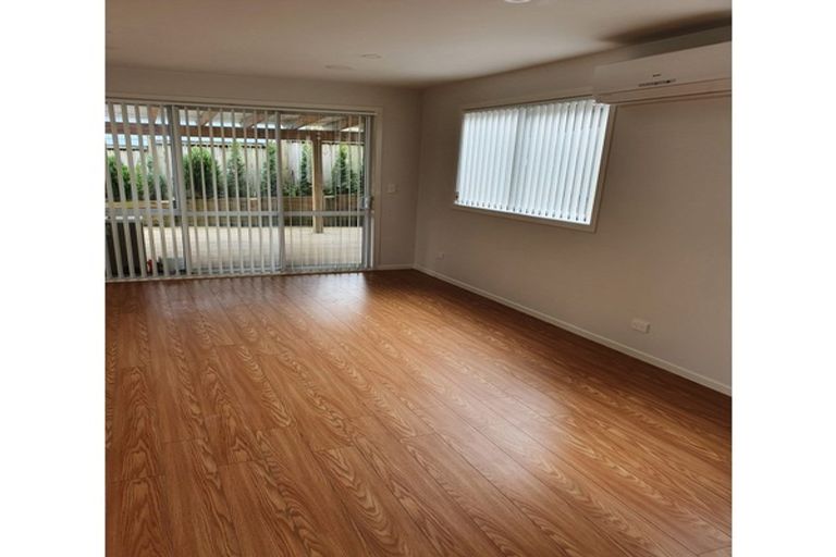 Photo of property in 29/7 Neal Avenue, Glenfield, Auckland, 0629