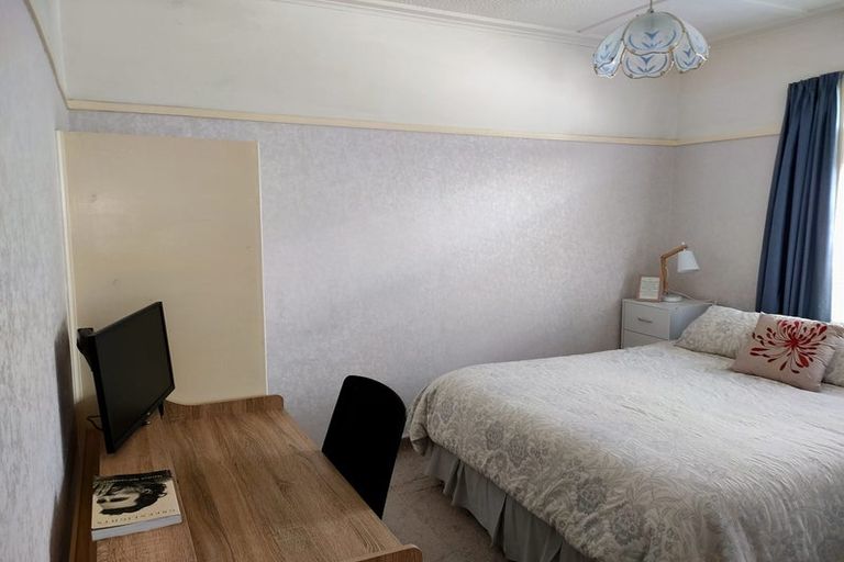 Photo of property in 66 Kauri Street, Miramar, Wellington, 6022