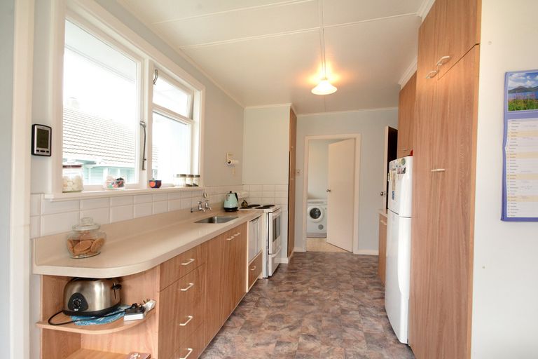 Photo of property in 42 Balmain Street, Halfway Bush, Dunedin, 9010