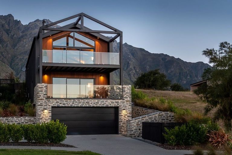 Photo of property in 7b Rannoch Drive, Jacks Point, Queenstown, 9371