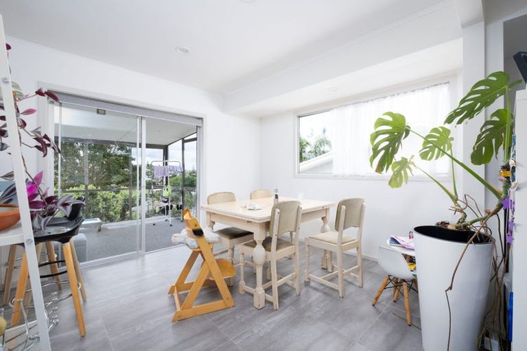 Photo of property in 32 Marlborough Avenue, Glenfield, Auckland, 0629