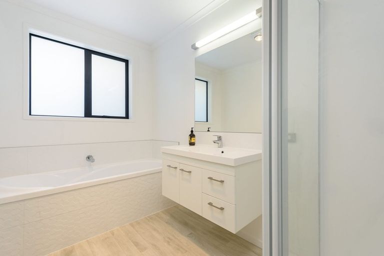 Photo of property in 14 Selliera Place, Papamoa Beach, Papamoa, 3118