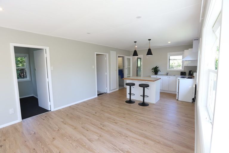Photo of property in 33 Horopito Road, Waikanae, 5036