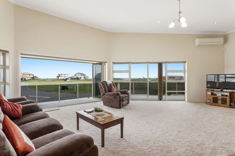 Photo of property in 42 Waiotahi Drifts Boulevard, Waiotahe, Opotiki, 3198