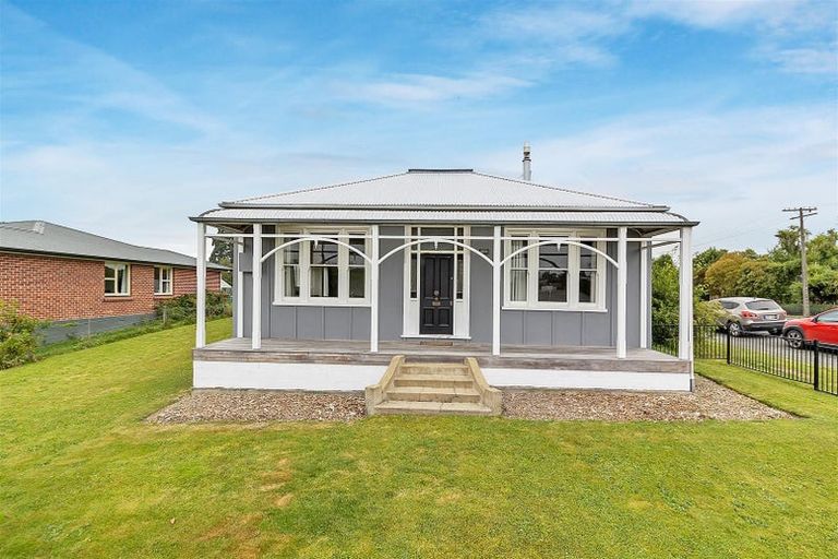 Photo of property in 7 Exeter Street, Waimate, 7924