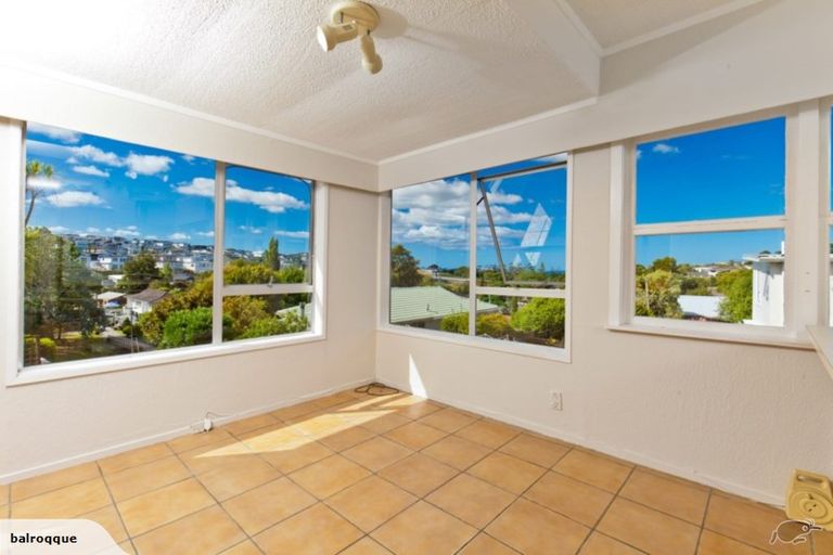 Photo of property in 2/38 Glenvar Road, Torbay, Auckland, 0630