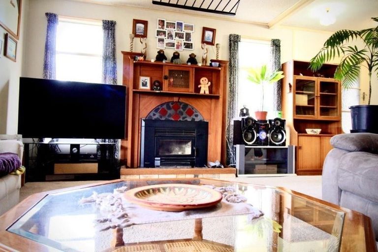 Photo of property in 2 River Road, Ngaruawahia, 3720