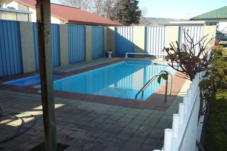 Photo of property in 31 Clutha Street, Alexandra, 9320