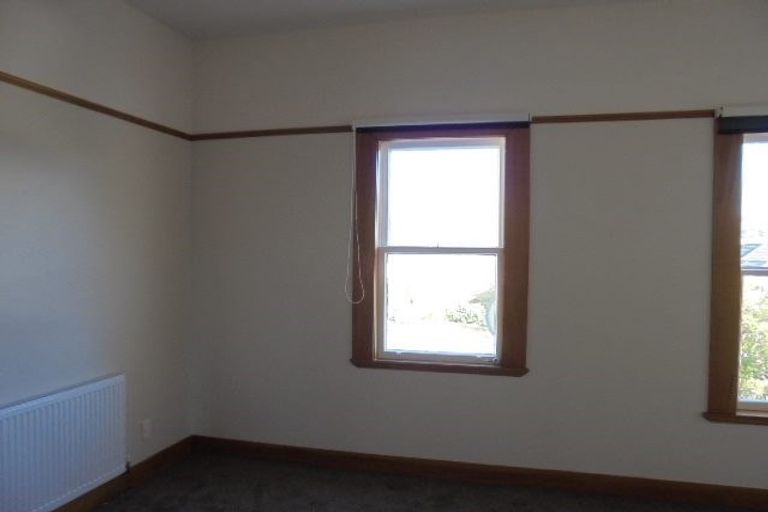 Photo of property in 54 Porritt Avenue, Mount Victoria, Wellington, 6011