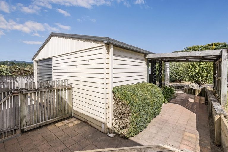 Photo of property in 34 Campion Road, Waikanae Beach, Waikanae, 5036