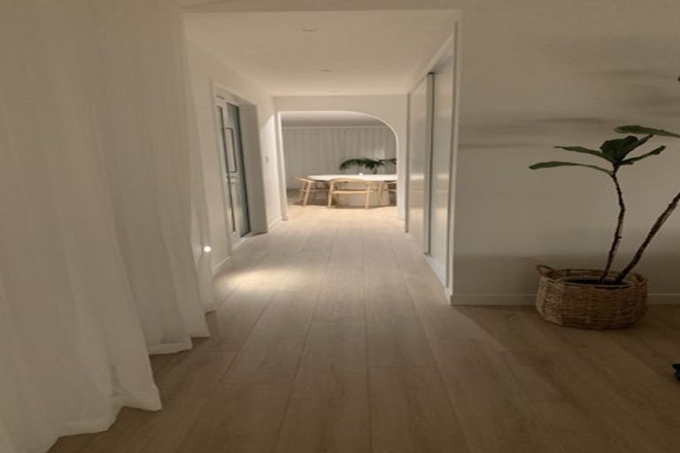 Photo of property in 1/27 Motuora Road, Manly, Whangaparaoa, 0930