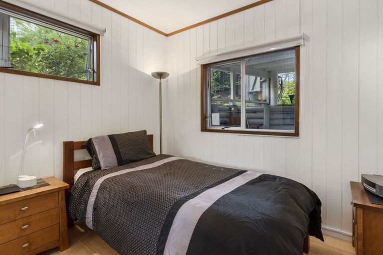 Photo of property in 22 Killarney Avenue, Torbay, Auckland, 0630