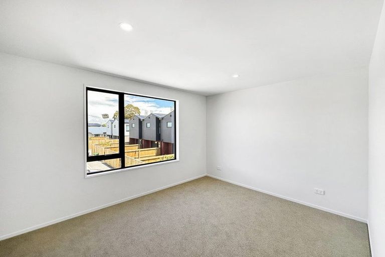 Photo of property in 7/116 Aldwins Road, Phillipstown, Christchurch, 8062