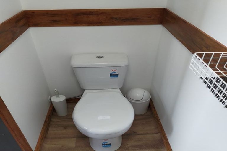 Photo of property in 26 Porterfield Street, Macandrew Bay, Dunedin, 9014