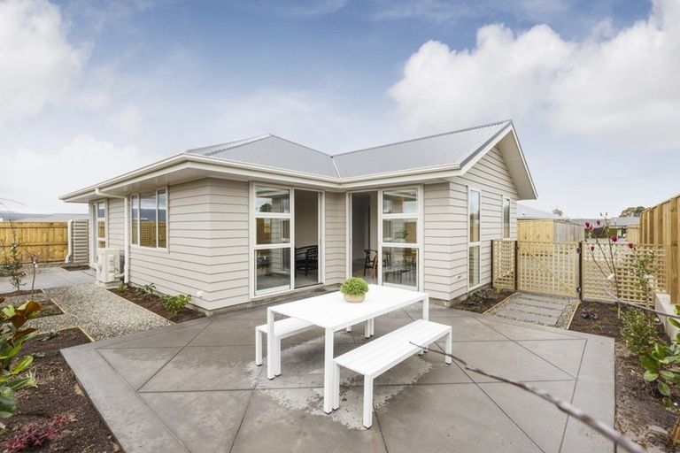 Photo of property in 108a Roberts Line, Kelvin Grove, Palmerston North, 4414
