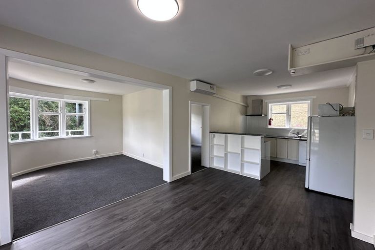Photo of property in 3/20 Saint Michaels Crescent, Kelburn, Wellington, 6012
