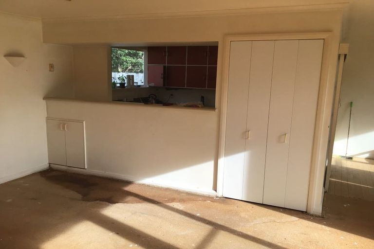 Photo of property in 10 Hohiria Street, Waikanae Beach, Waikanae, 5036