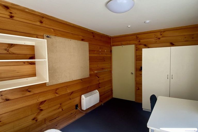 Photo of property in Drummond Street Flats, 1/19 Drummond Street, Mount Cook, Wellington, 6021