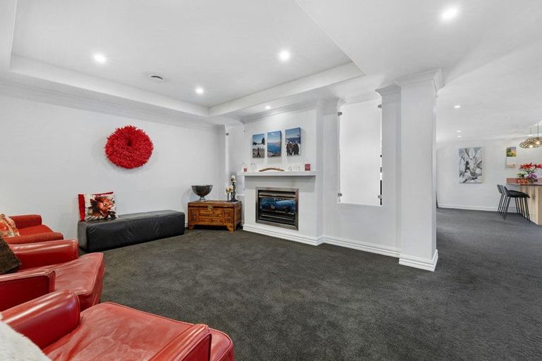 Photo of property in 11 Bridesdale Drive, Lake Hayes, Queenstown, 9304