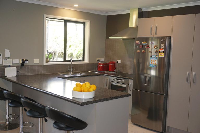 Photo of property in 15 Wimbledon Close, Nawton, Hamilton, 3200