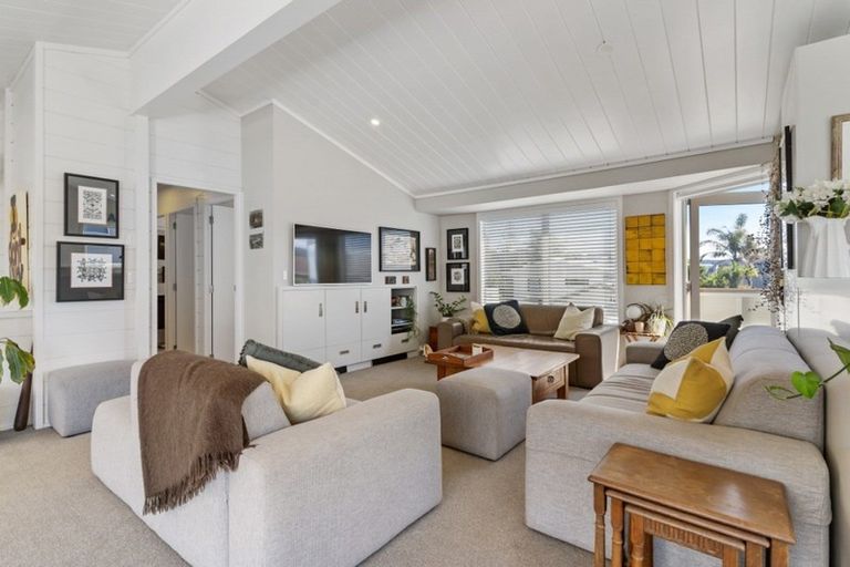 Photo of property in 115b Esplanade Drive, Whangamata, 3620